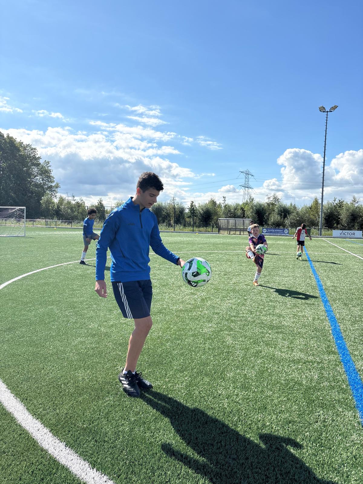 PHOTO-2025-08-26-23-20-13 AB Football Academy Open Dag 3